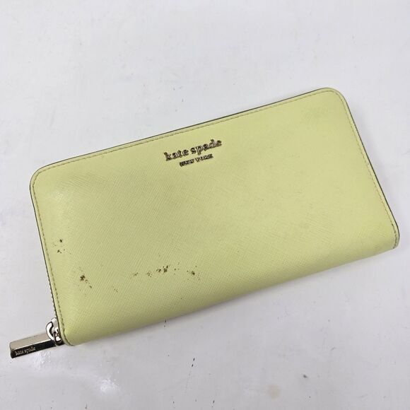 KATE SPADE Pre-Loved Light Lime Green Zipper Top Wallet - Picture 1 of 16